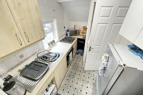 3 bedroom flat for sale, Northcote Street, Westoe, South Shields, Tyne and Wear, NE33 4DJ