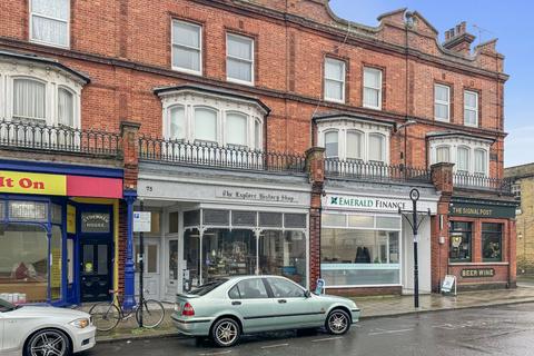 Retail property (high street) to rent, 75 Rowlands Road, Worthing, BN11 3JN