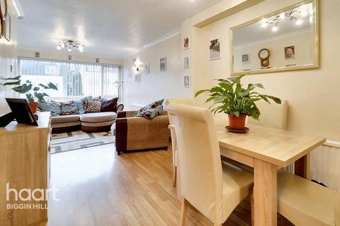 2 bedroom end of terrace house for sale, Stock Hill, Biggin Hill