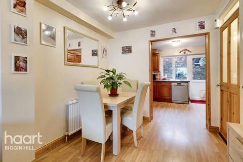 2 bedroom end of terrace house for sale, Stock Hill, Biggin Hill