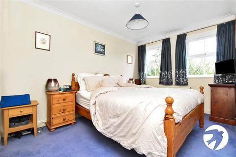 3 bedroom detached house for sale - The Green, Dartford, Kent, DA2