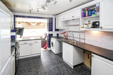 3 bedroom terraced house for sale, Sycamore Close, Witham