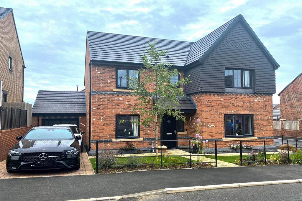 Leighfield Drive, Burdon Rise 4 bed detached house for sale £395,000