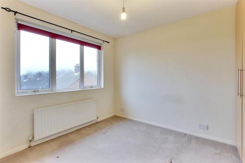 12 Bramble Avenue, Bean, Dartford, DA2 8BP