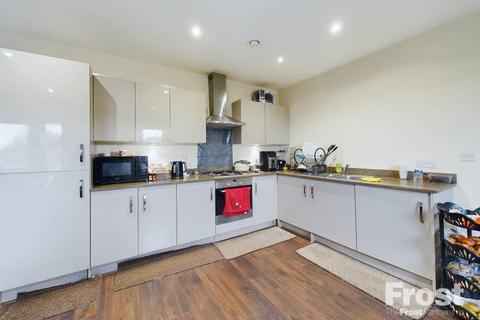 2 bedroom apartment for sale - Cranford Lane, Hounslow, TW5