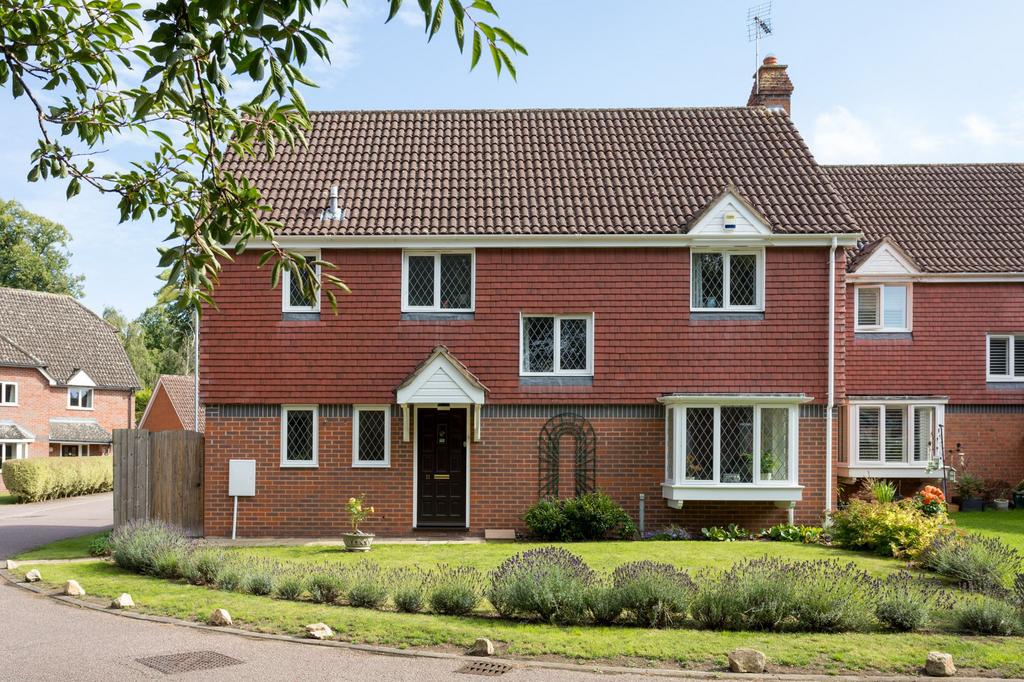Brampton, Huntingdon PE28 4 bed detached house for sale £520,000