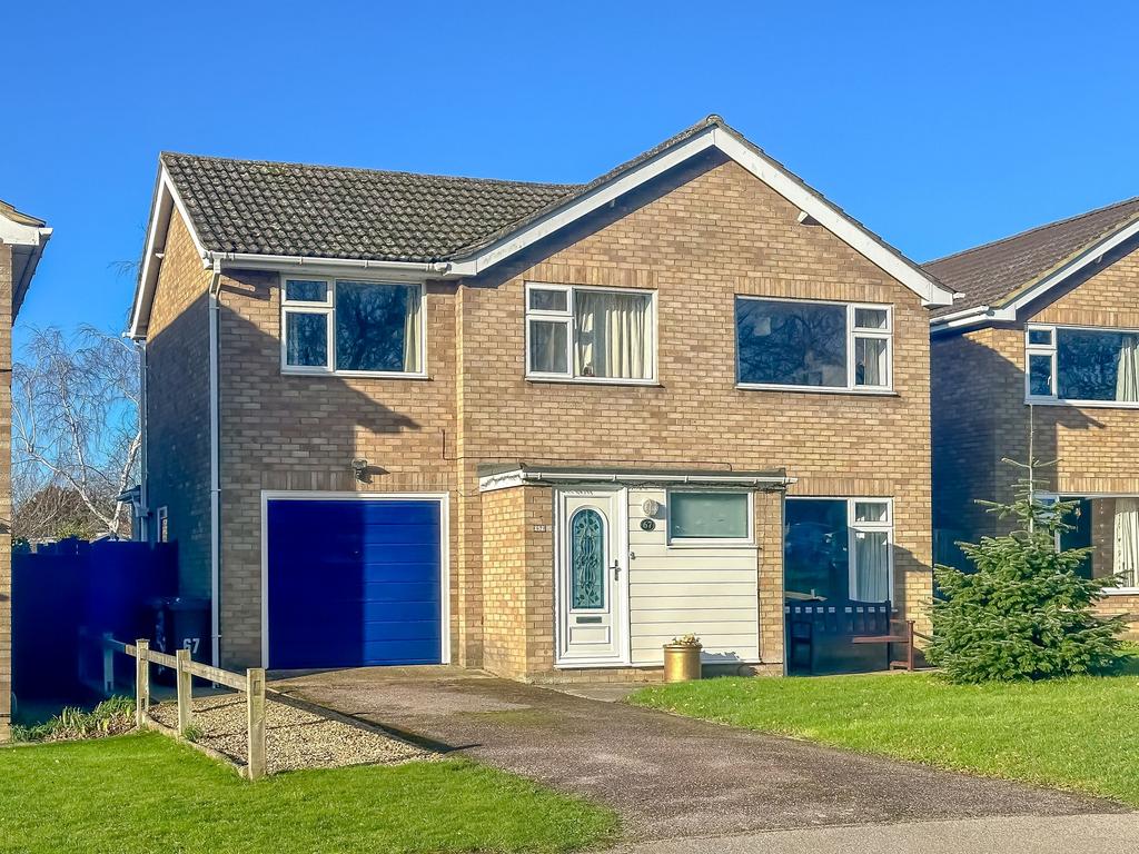 Brampton, Huntingdon PE28 4 bed detached house for sale £425,000