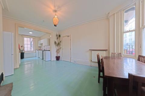 6 bedroom terraced house to rent, Bloomsbury Place, Brighton BN2