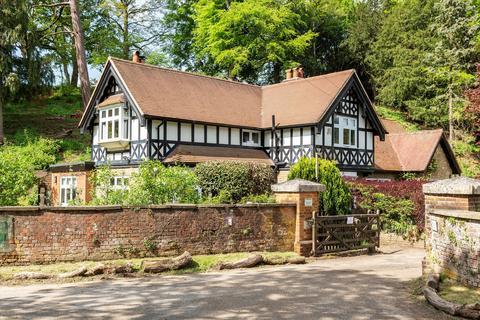 3 bedroom semi-detached house for sale, Hambledon Road, Busbridge, Godalming, Surrey, GU8