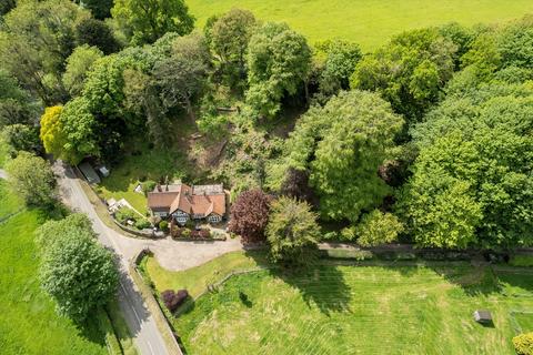 3 bedroom semi-detached house for sale, Hambledon Road, Busbridge, Godalming, GU8.