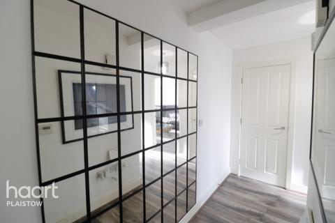 202 Chargeable Lane, London, E13 8DW