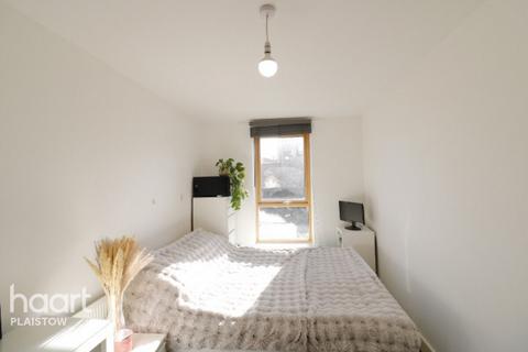 202 Chargeable Lane, London, E13 8DW