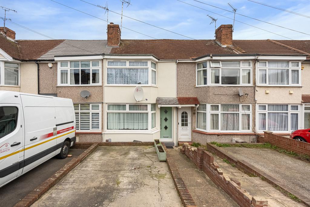 Parkside Avenue, Bexleyheath, DA7 2 bed terraced house for sale £325,000