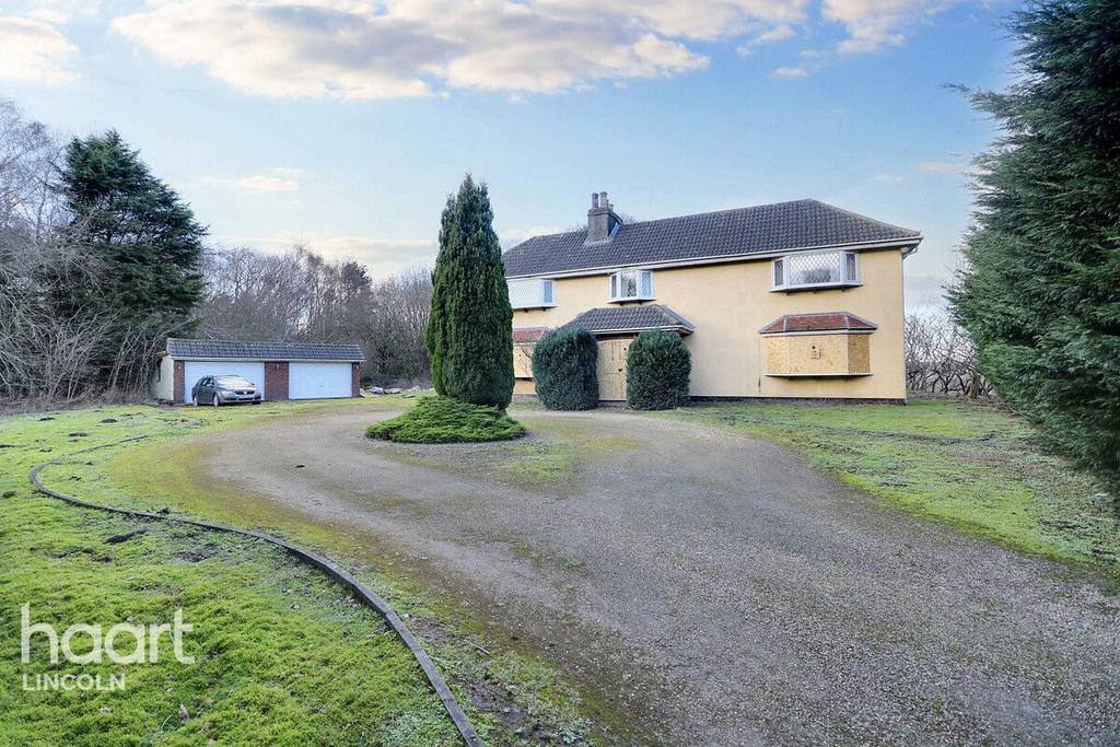 Skellingthorpe Road, LINCOLN 4 bed detached house for sale £300,000