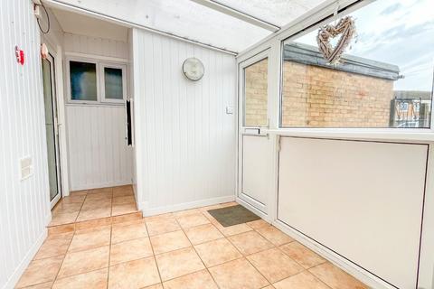 3 bedroom terraced house for sale, Adelaide Close, Gainsborough, Lincolnshire, DN21