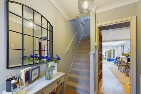 10 Longmeadow Road, Sidcup, DA15 8BH