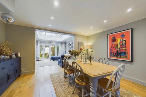 10 Longmeadow Road, Sidcup, DA15 8BH