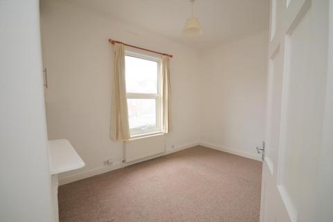 2 bedroom terraced house to rent, Gladstone Street, Acomb, York, YO24
