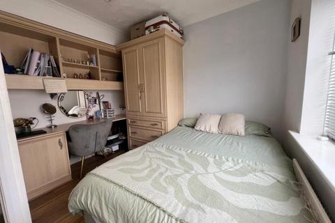 3 bedroom semi-detached bungalow for sale, Chesham,  Buckinghamshire,  HP5