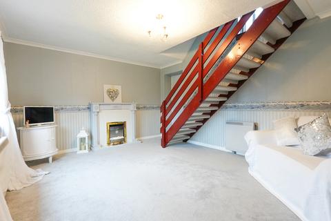 2 bedroom terraced house for sale - Ellis Way, ML1