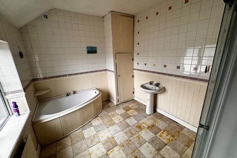 25 Emerson Avenue, Stainforth, Doncaster, DN7 5QL