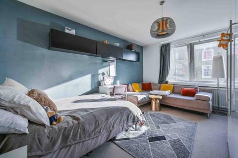 1 bedroom flat for sale, Coniston Court, Hyde Park Estate, London, W2
