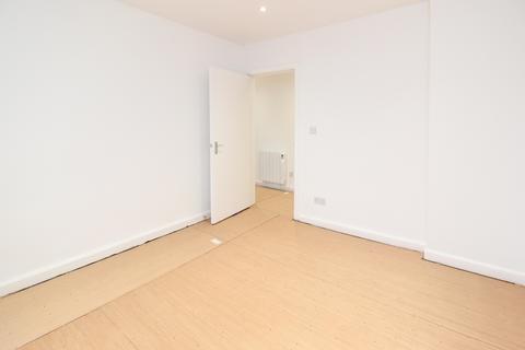 10/3 Craigentinny Road, Edinburgh, EH7 6LU
