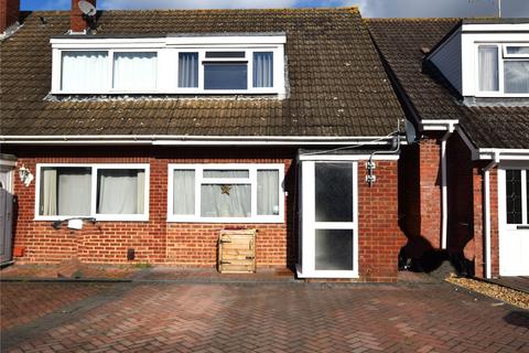 2 Warwick Avenue, Tuffley, Gloucester, GL4 0SL