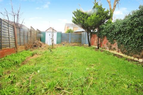 2 Broxted End, Wickford, SS12 9RJ