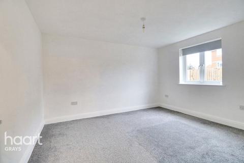 2 bedroom flat for sale - Worthing Close, Grays
