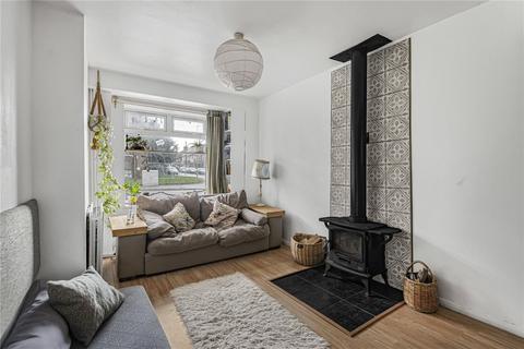 2 bedroom terraced house for sale - Whitehawk Road, Brighton, East Sussex, BN2