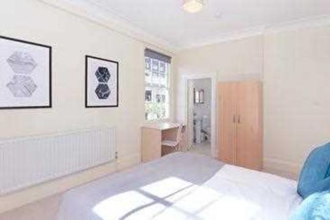 5 bedroom apartment to rent, Park Road, Edgware Road