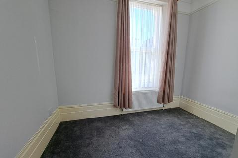 1 bedroom flat for sale - College Road, Lower Meads, Eastbourne BN21