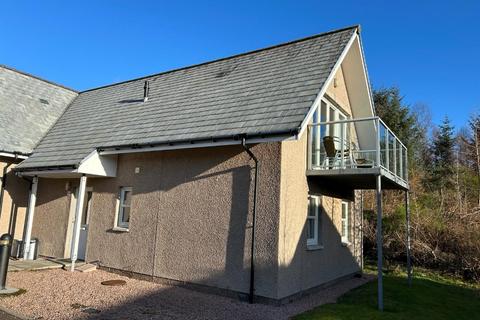 3 bedroom semi-detached house to rent, Queens Court, Banchory, AB31