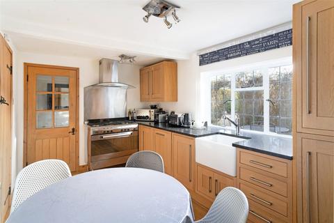 Brigadoon Colletts Fields, Broadway, WR12 7AT