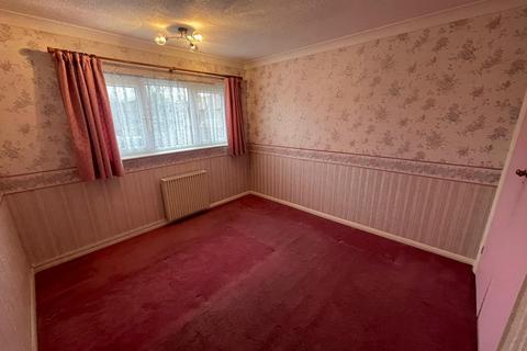 12 Lower Higham Road, Gravesend, DA12 2NG