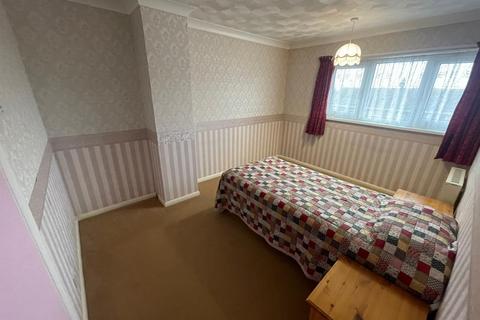 12 Lower Higham Road, Gravesend, DA12 2NG