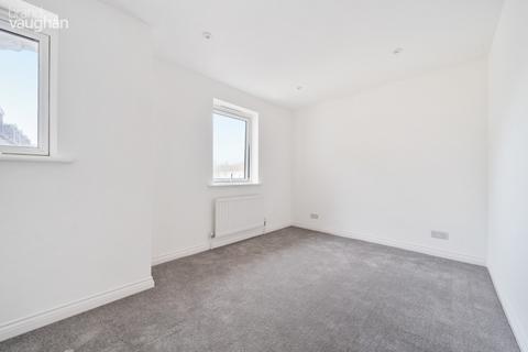 3 bedroom flat to rent, The Strand, Brighton Marina Village, Brighton, East Sussex, BN2