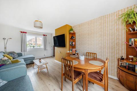 40 Broadleaze, Down Ampney, Cirencester, GL7 5QX