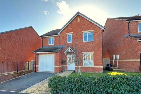 4 bedroom detached house for sale, Newton Abbot TQ12