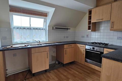 2 bedroom apartment to rent, 9 Tracy Avenue, Slough