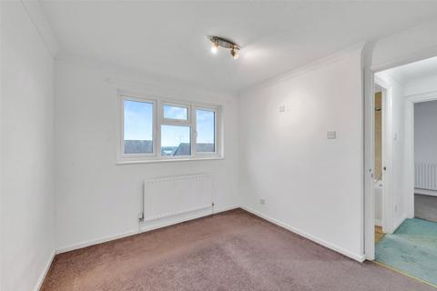 44 Ashurst Close, Crayford, Dartford, DA1 4SX