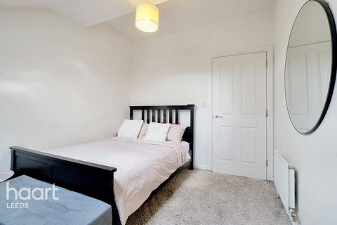 2 bedroom apartment for sale, 211 Stanningley Road, Leeds