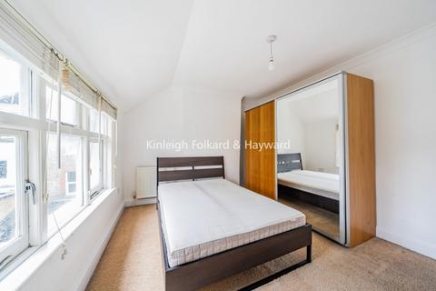 4 bedroom flat to rent, Haringey Park Crouch End N8
