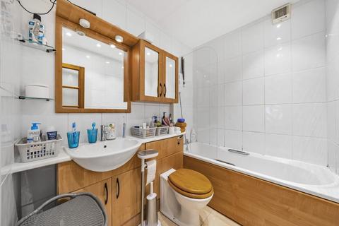 Flat 9, Glenmore, 9 Kersfield Road, Putney, London, SW15 3HL