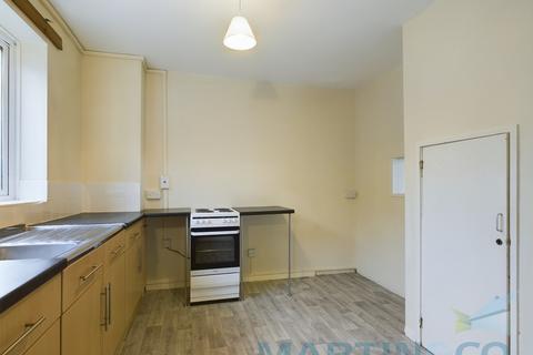 3 bedroom flat to rent, Warren Way, Woodingdean