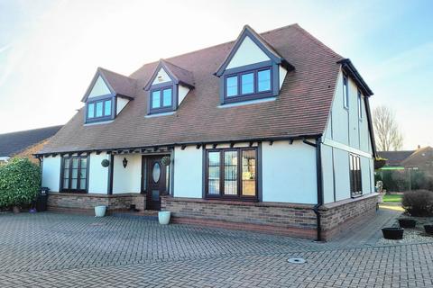 4 bedroom detached bungalow for sale, Sea Road, Skegness PE24