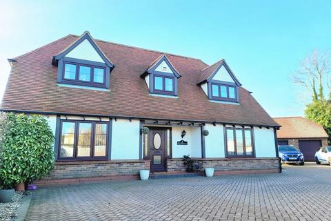 4 bedroom detached bungalow for sale, Sea Road, Skegness PE24