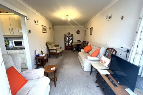 1 bedroom ground floor flat for sale - Mount Pleasant Road, Poole