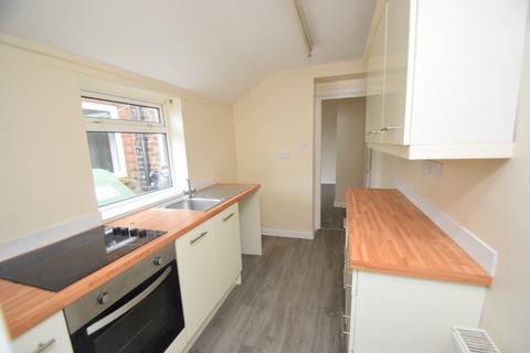 2 bedroom terraced house to rent, Catherine Terrace, New Kyo, Stanley
